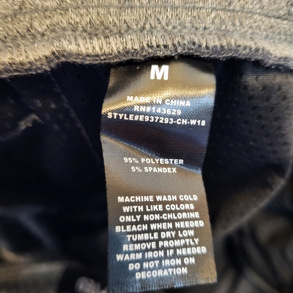 NWT Womens Encrypted Charcoal Joggers with Utility Pockets Tapered Fit - Size M - Picture 6 of 6